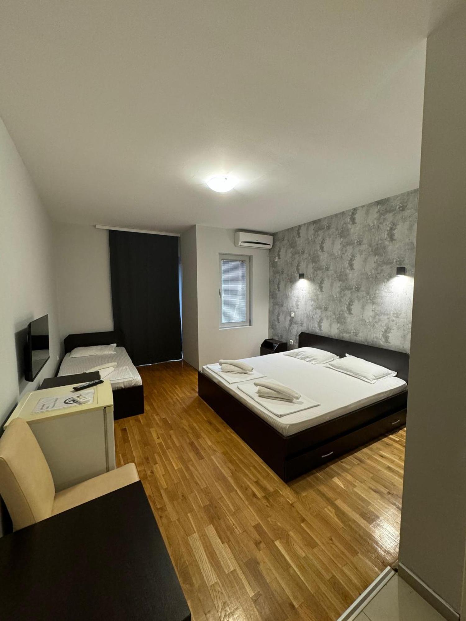 Apartments Philip II オフリド エクステリア 写真